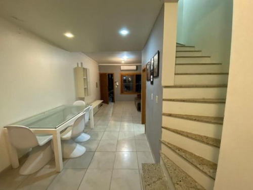 Casa Em Guarujá Com 2 Dormitórios - Mi271246