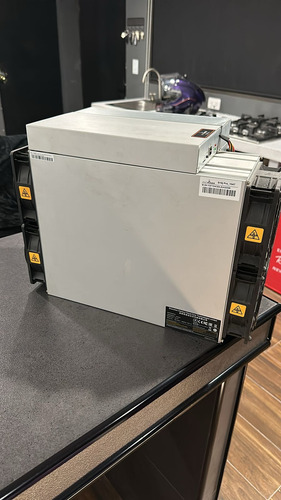 S19j Pro (Usado)