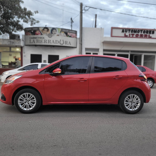Peugeot 208 1.6 Allure