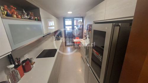 Departamento En Venta De 3 Dorm. En Vitacura