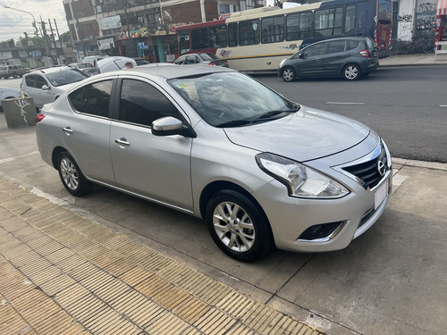 Nissan Versa 1.6 Advance Mt
