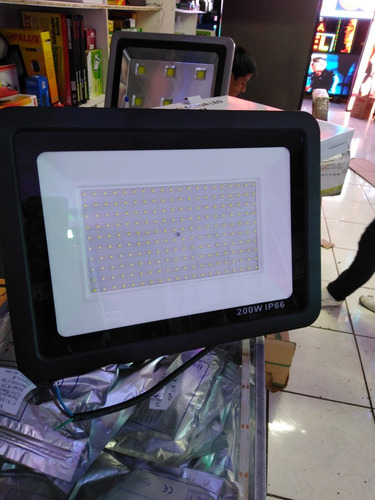 Reflector Led 200w Profesional 16000 Lumens De Brillo Ip66