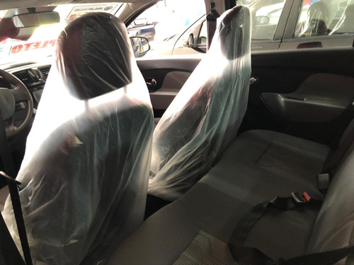 Renault Logan Expression 1.6 2017