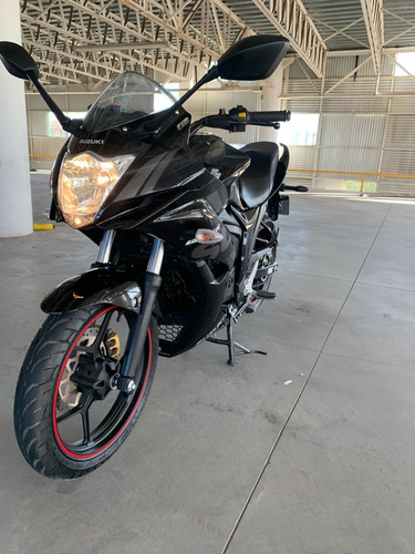 Imagen 3 de 12 de Suzuki Gixxer Sf