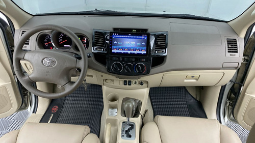 Toyota Fortuner 4.0 Sr5