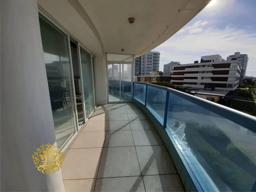 Imagen 8 de 27 de Se Vende Departamento 3 Dormitorios - La Brava / Punta Del Este