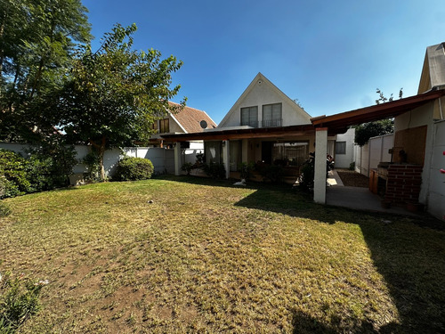 Casa Con Terraza Y Descuento En Comisión