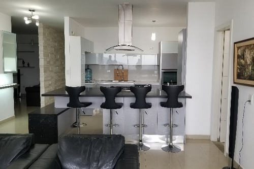 Imagen 3 de 10 de Mrg-cod895 Venta Lujoso Apto. Residencia Assad Garden En La Urb. Parral Con Excelente Clima De Montaña.