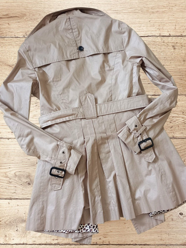Piloto Impermeable Engomado Interior Forrado Mujer Impecable (Usado)
