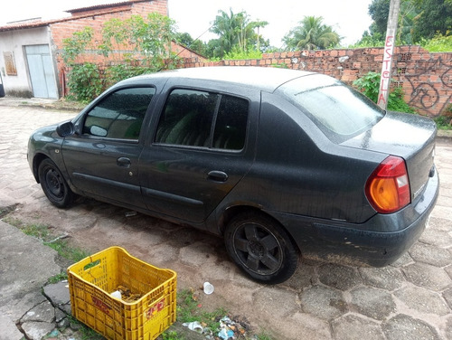 Renault Clio Sedan 2004 1.0 16v Expression 4p