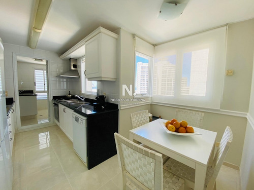 Departamento De 3 Dormitorios En Millenium Tower, Punta Del Este- Ref: 3345