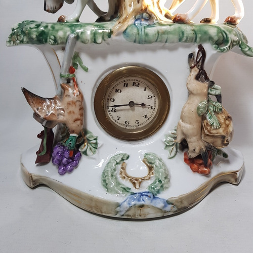Imagen 2 de 10 de Antiguo Reloj Francés Perros Porcelana Alemania Mag 59213