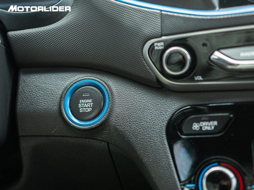 Imagen 21 de 25 de Hyundai Ioniq 1.6 Gdi Hibrido At | Permuta / Financia