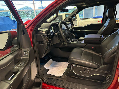 Ford F-150 5.0 V8 GASOLINA CD LARIAT BLACK FX4 AUTOMÁTICO