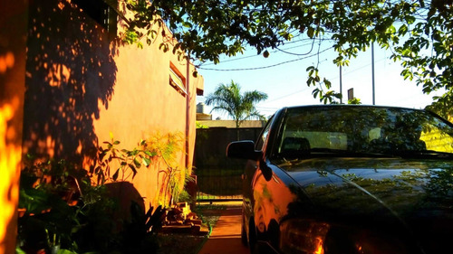 Imagen 8 de 14 de Casa Con Local / En Eldorado / Misiones