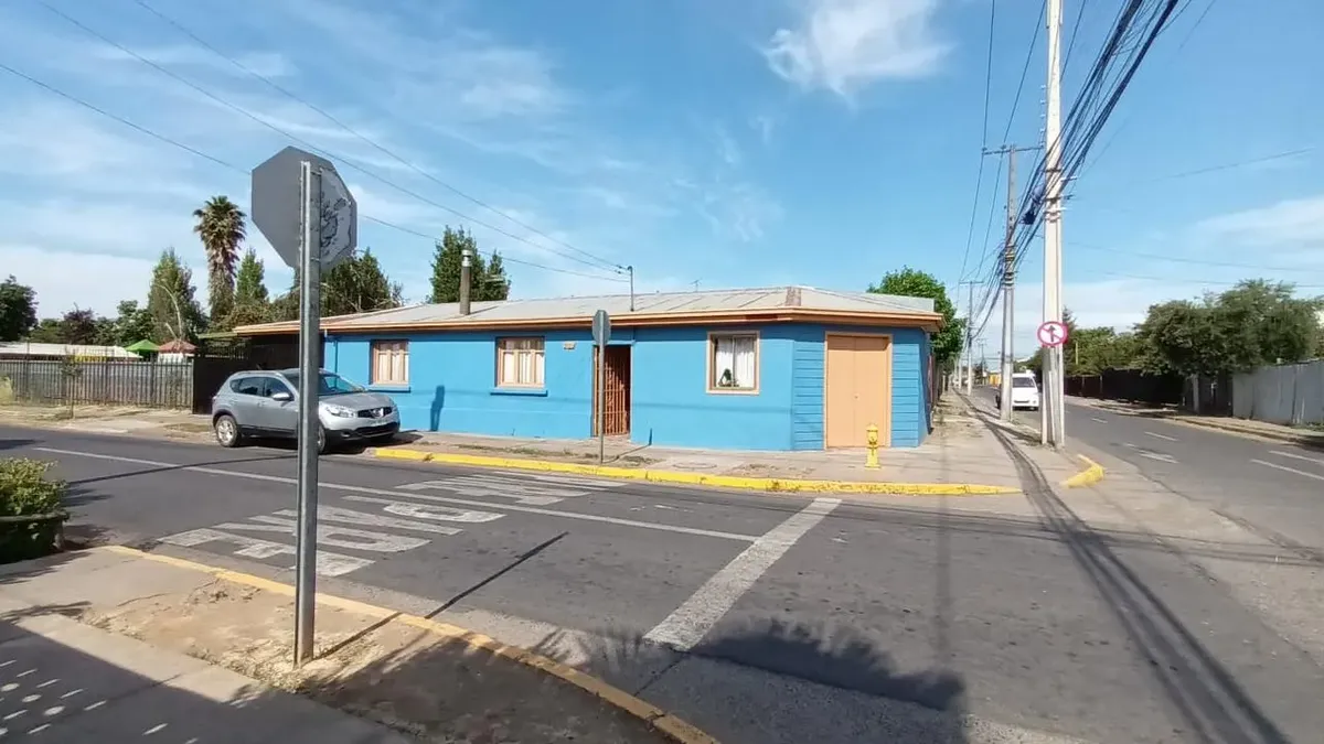 Imagen 2 de 23 de Amplia Casa Y Terreno De 320 M2, Chillán Viejo