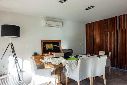 Venta Casa 4 Dormitorios 6 Baños Viñedos De La Tahona