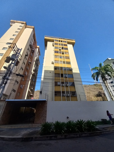 Se Vende Hermoso Apartamento En La Urb. Calicanto, 011jsc