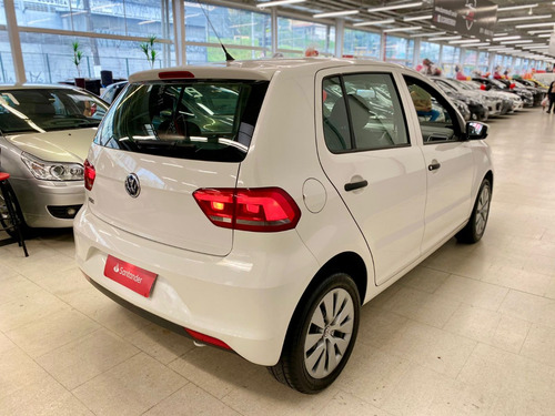 Volkswagen Fox 1.0 Trendline Total Flex 5p