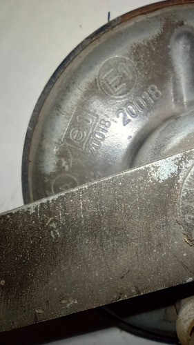 Bocina 24 Volts Jeep Mercedes Benz Bosch Legítima Usada