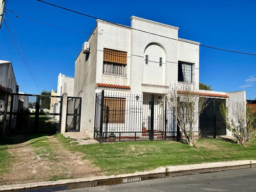Duplex Cochera + Patio Apto Credito, San Nicolas