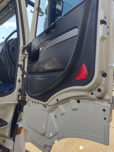 Imagem 3 de 5 de Ford 440