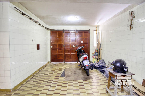 Casa 5 Amb En 3 Plantas Con Jardín Y Playroom - La Lucila
