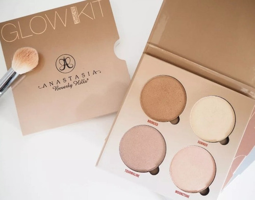 Paleta Anastasia Highlighter. Sol mergulhado e brilho açucarado