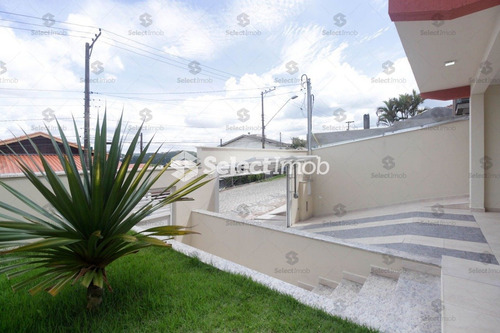 Sobrado - Centro Alto - Ref: 730 - V-730