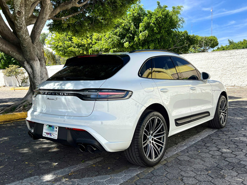 Porsche Macan S