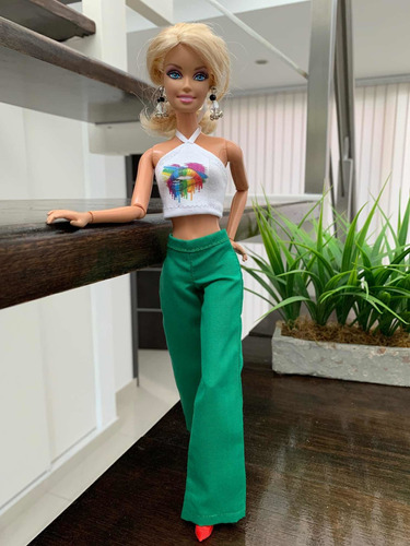 Ropa Barbie - Set Renata - Ropa Y Accesorios En Caja Regalo | MercadoLibre