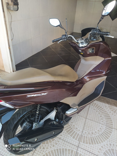 Imagem 3 de 7 de Honda Pcx Dlx