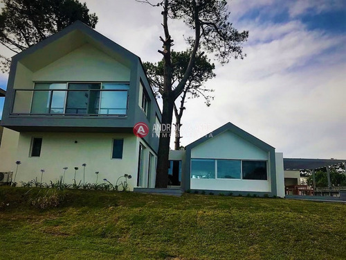 Casa En Barrio Privado Zona De Jose Ignacio - Ref: 6687