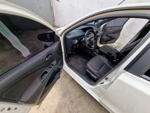 Imagem 8 de 12 de Toyota Etios Xs 1.5 16v At Flex