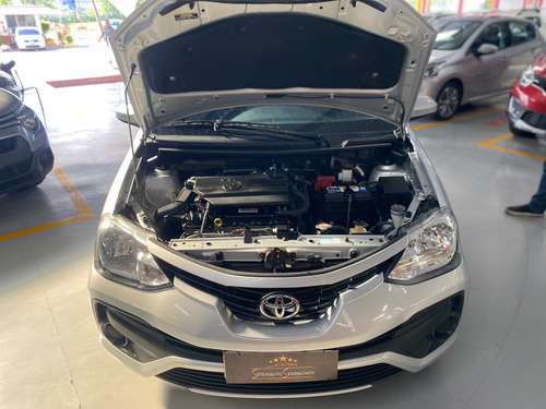 Toyota Etios 1.5 X SEDAN 16V FLEX 4P AUTOMÁTICO