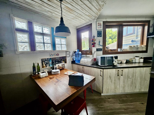 Casa En Venta De 6 Dorm. En Bosques De Montemar, Concón