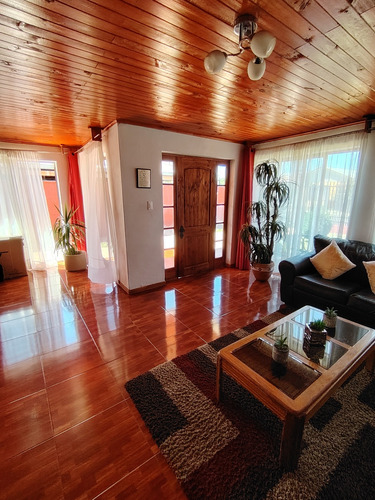 Se Vende Hermosa Casa Sector Buenos Aires Comuna De Parral