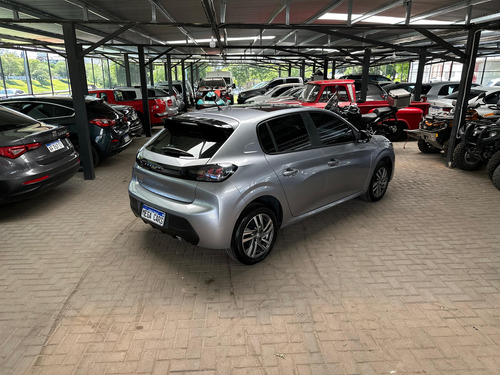 Peugeot 208 1.6 Feline Tiptronic