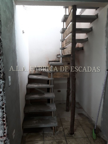 Imagem 4 de 6 de Escada De Concreto Caracol,reta, L,j,u A Partir R$ 999,99