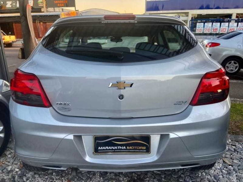 Imagem 8 de 14 de Chevrolet Onix 1.0 Mt Joy 2019