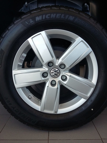 Imagen 4 de 15 de Volkswagen Amarok 2.0 Cd Tdi 180cv 4x2 Highline At Ma
