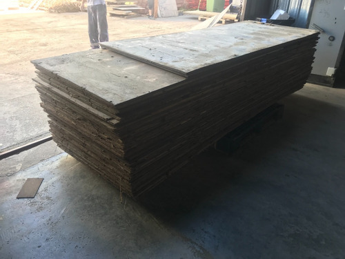 Imagen 2 de 4 de Chapon Fenolico Plstificado Ideal Planchada Vendo O Alquilo