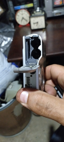 Camera Com Defeito Está Desligando Sozinha Com Defeito No Es (Usado)