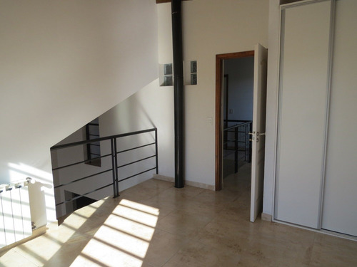 Imagen 30 de 30 de Casa-venta-pinamar-uade-calidad Edilicia-4 Dormitorios + Play-gas Natural-cloacas