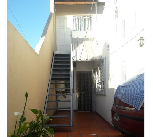 Imagen 8 de 11 de Casa De 4 Ambientes En Impecable Estado