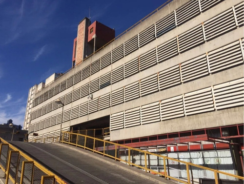 Imagen 3 de 3 de Cochera En Venta - Mercado Municipal