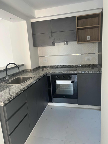 Departamento De Dos Ambientes En Alquiler Con Pileta