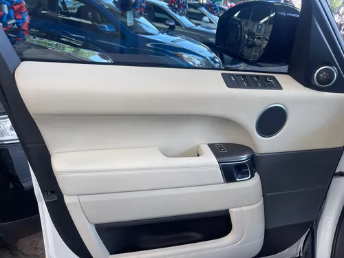Land Rover Range Rover Sport 5.0l Supercharged At