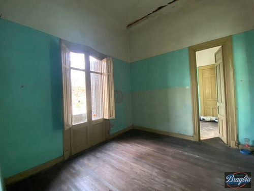 Imagen 3 de 4 de Venta Edificio Centro Braglia 787l