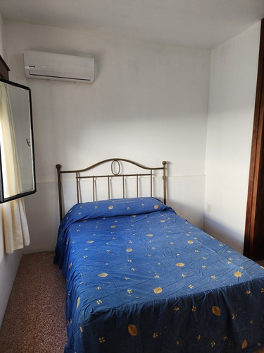 Casa 3 Dormitorios Con Vista Al Rio Y La Bahía, Céntrica.